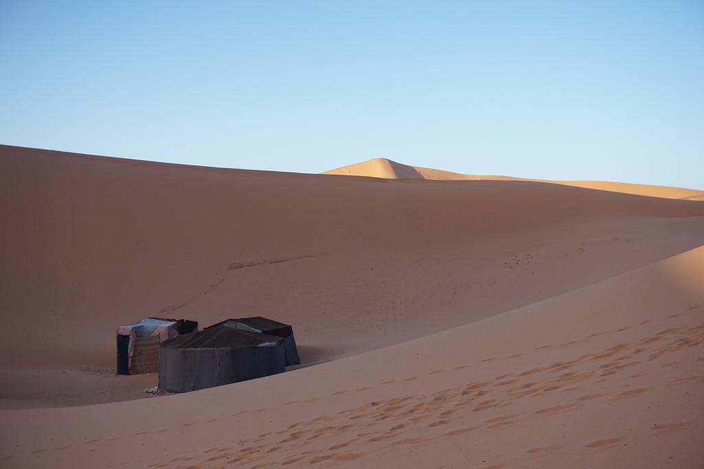 Отель Sahara Camel Tours Camp Мерзуга Номер фото