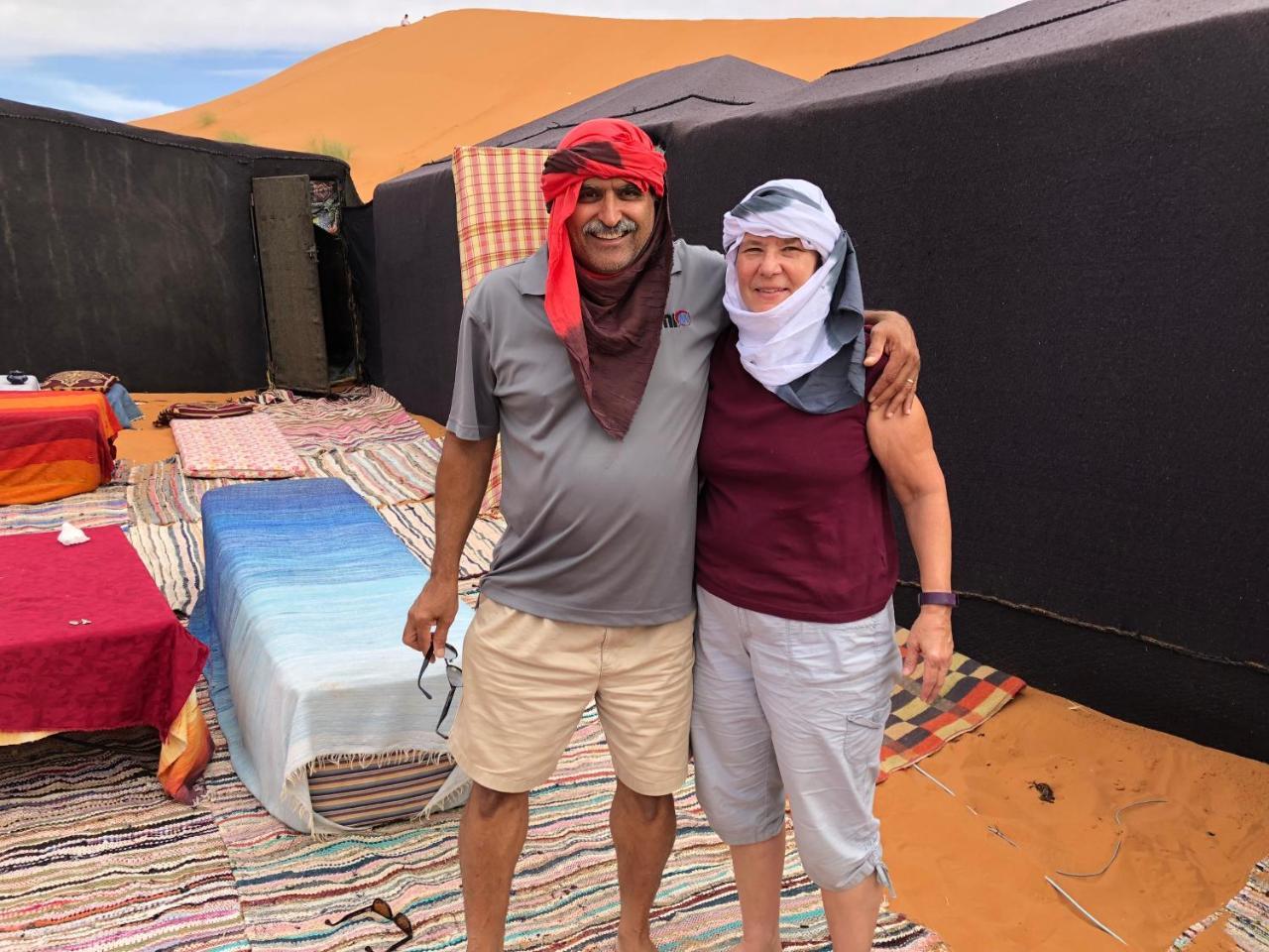 Отель Sahara Camel Tours Camp Мерзуга Экстерьер фото